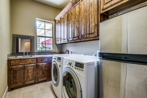 1512-pecan-point-dr-mckinney-tx-High-Res-31.jpg